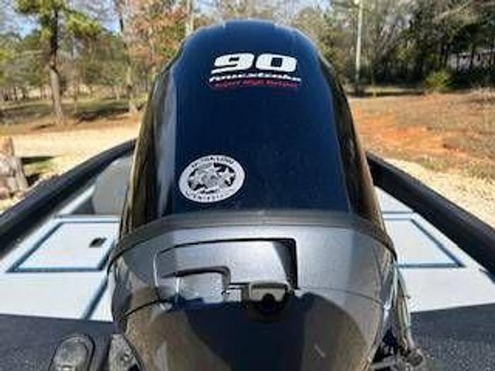 Used 2022 Xpress H17