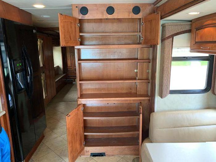 Used 2011 Monaco KNIGHT 40PBT