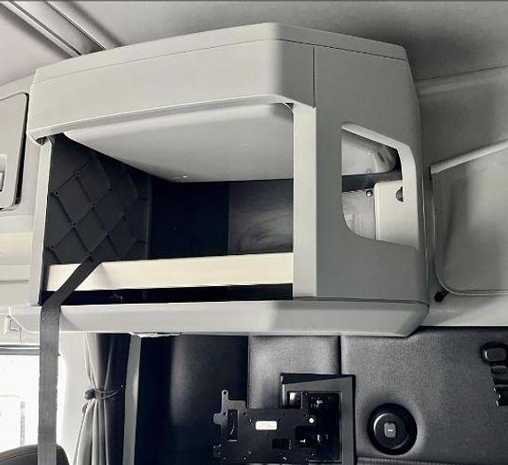 Used 2022 KENWORTH T880