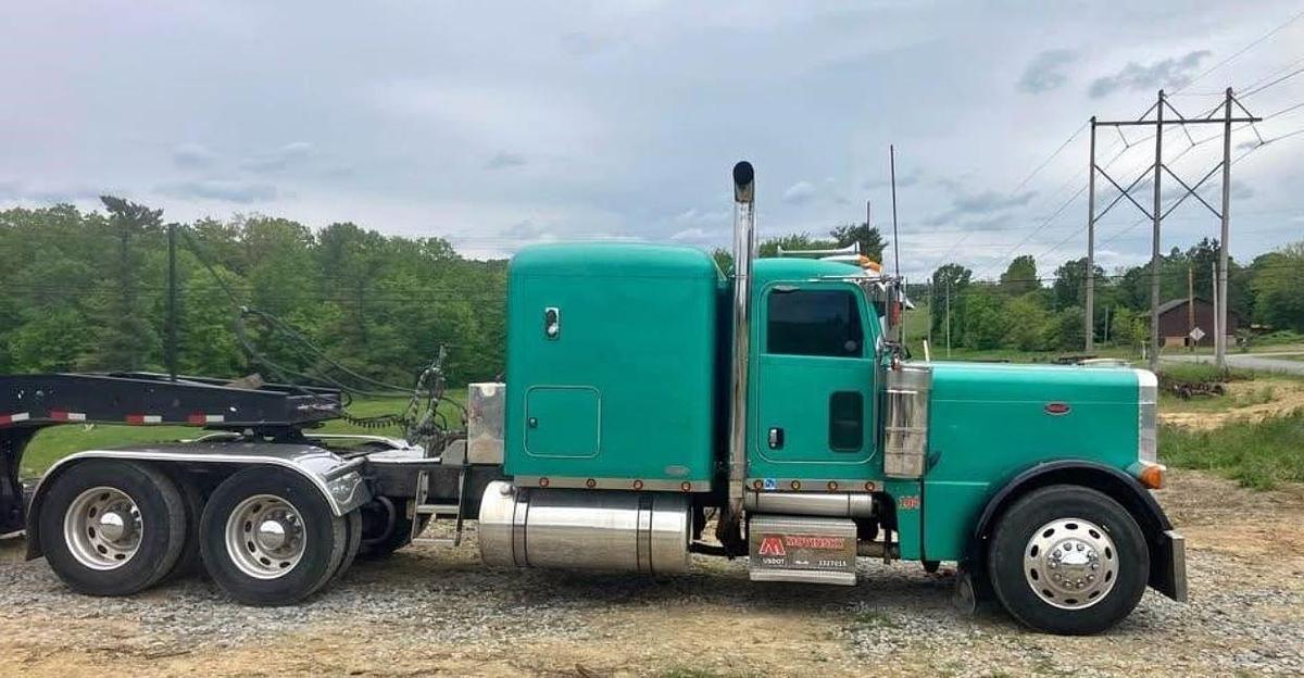 Used 2006 Peterbilt 379
