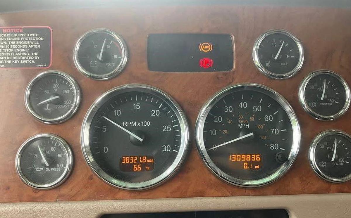 Used 2006 Peterbilt 379