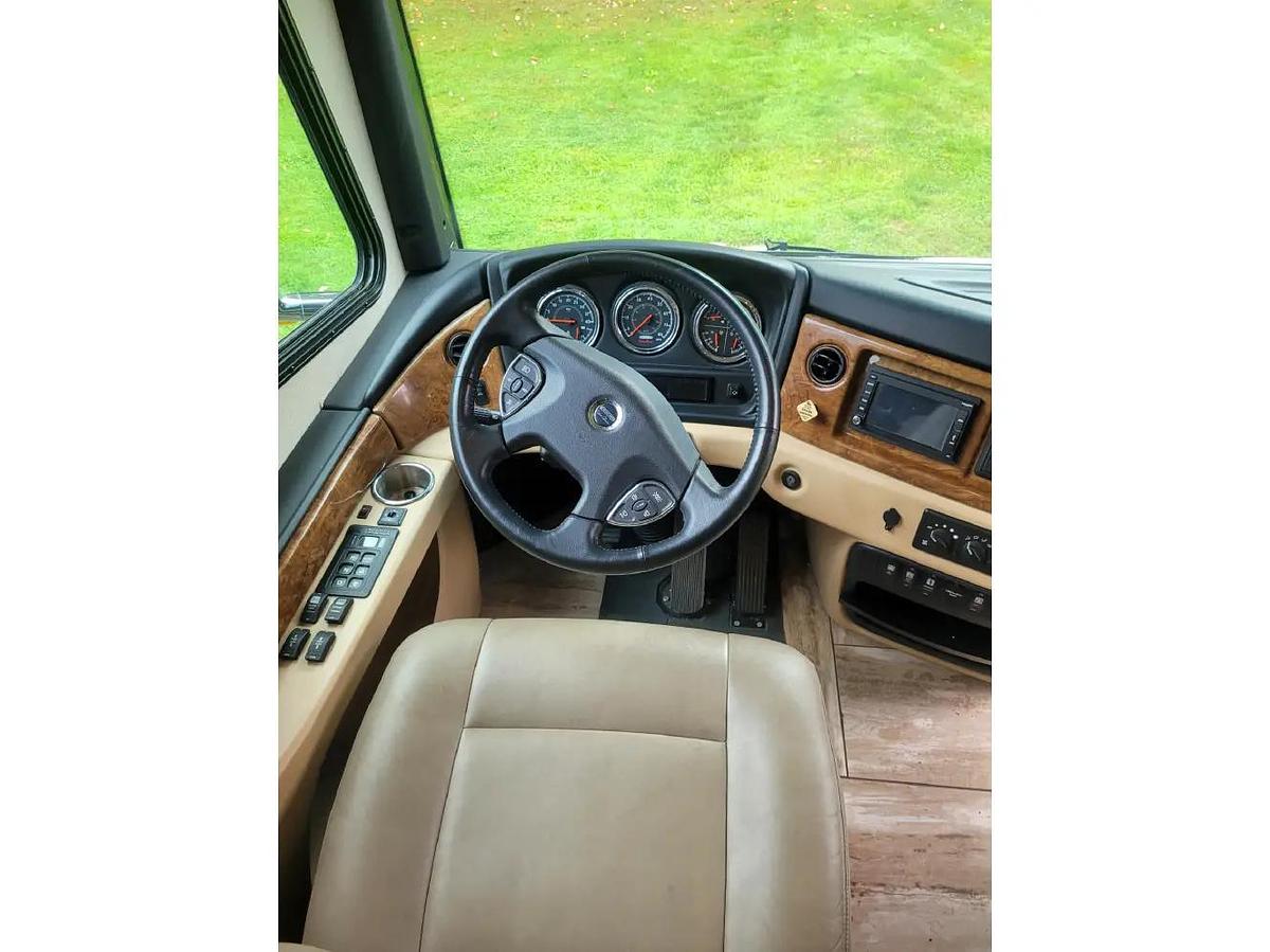 Used 2017 Fleetwood Discovery 37R Class A Motorhome