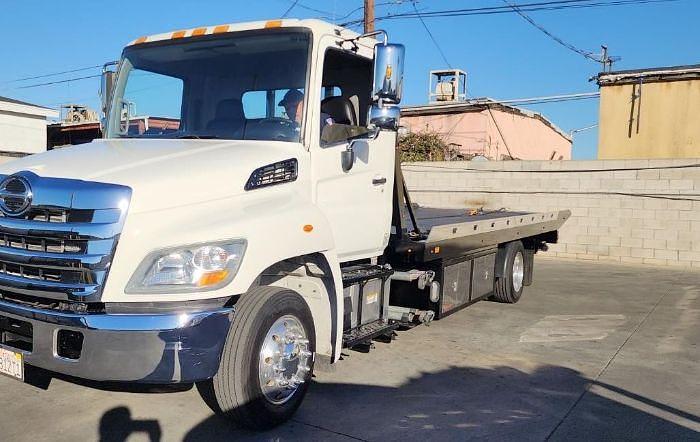 Used 2014 Hino 258 Rollback Tow Truck