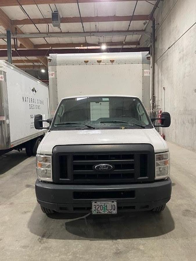Used 2018 Ford E350 Super Duty Cutaway Box Truck