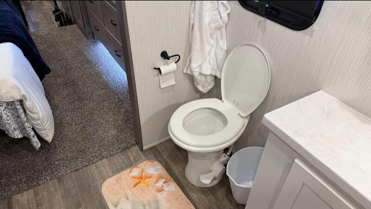 Used 2021 Forest River Cedar Creek 371FL