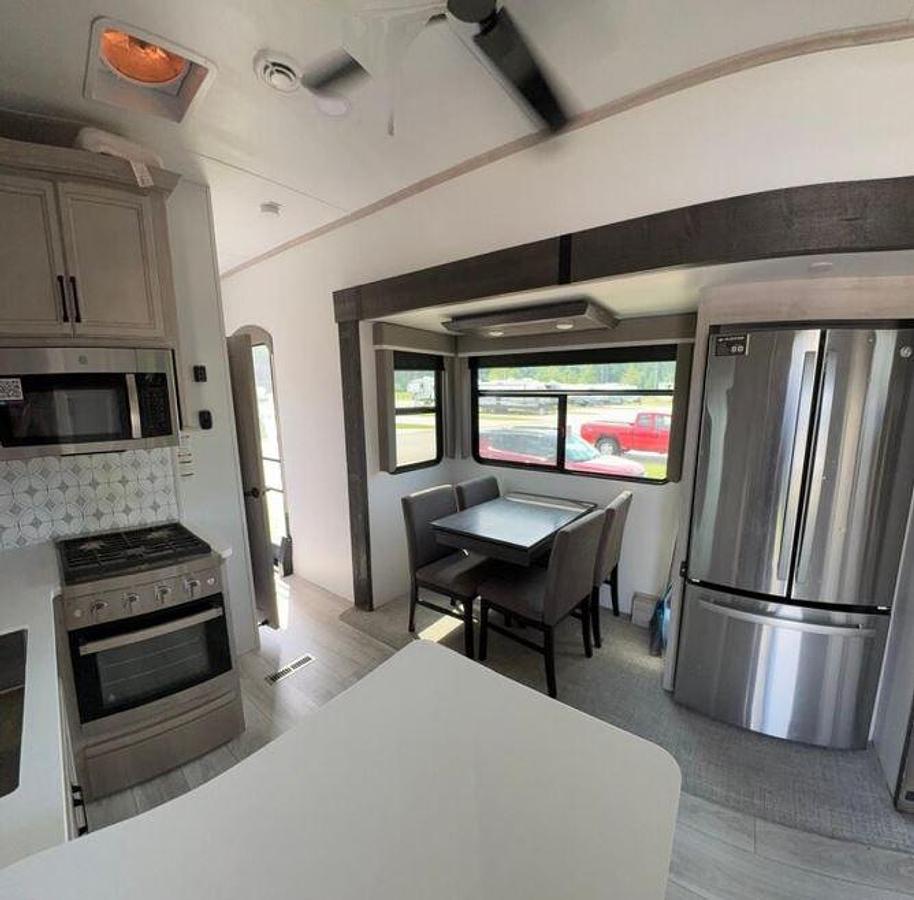 Used 2024 Keystone Montana High Country 377FL Fifth Wheel