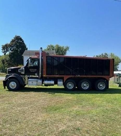 Used 2012 Freightliner Coronado 122