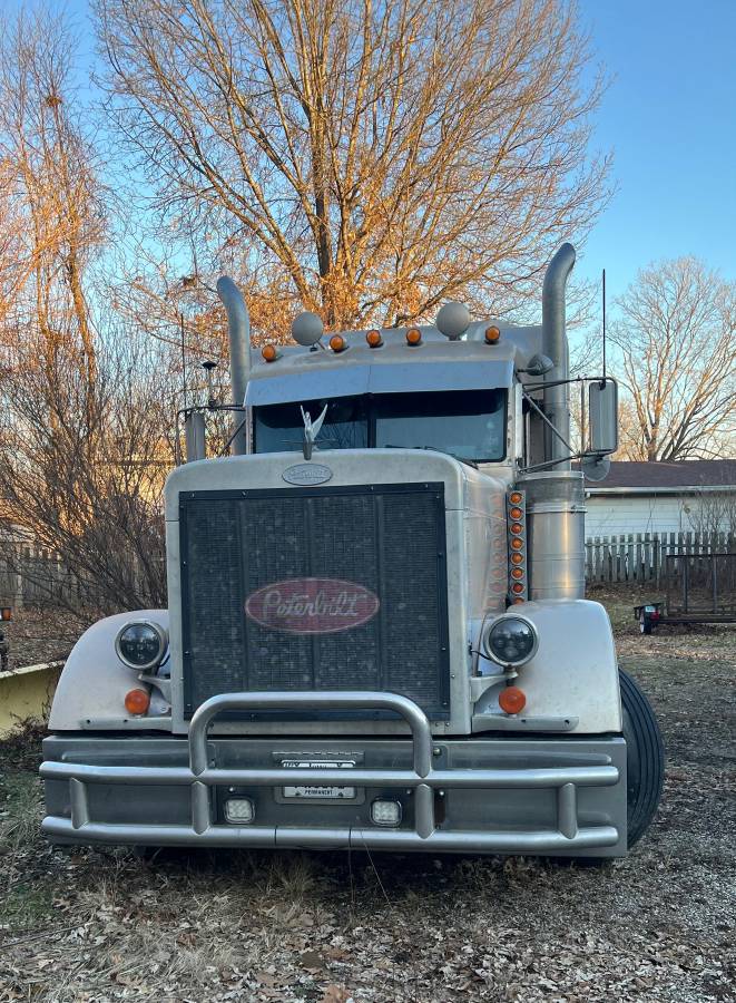Used 1997 Peterbilt 379