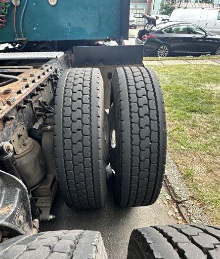 Used 2001 INTERNATIONAL 9900