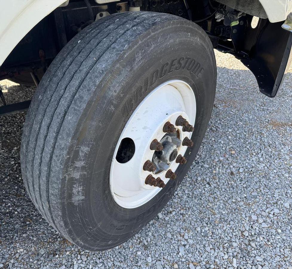 Used 2021 FREIGHTLINER BUSINESS CLASS M2 112 Water Tank Truck