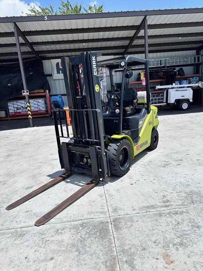 Used 2021 Clark 30L Forklift