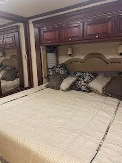 Used 2007 Tiffin Motorhomes Phaeton 40QSH Class A Diesel Pusher