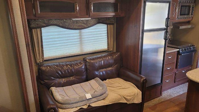 Used 2015 Keystone Outback Superlite 286FRL