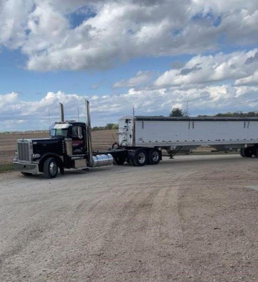 Used 1998 PETERBILT 379EXHD Day Cab