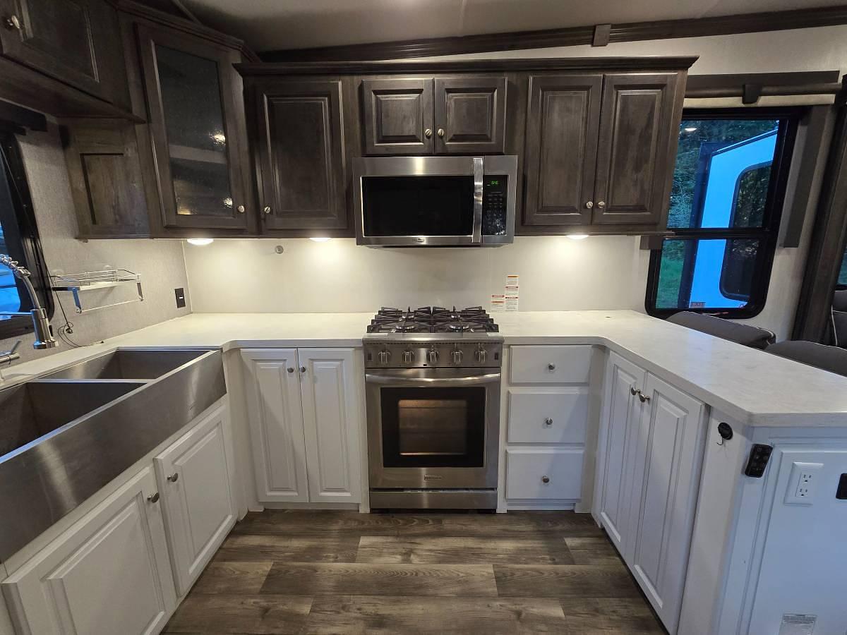 Used 2021 Forest River Cardinal Luxury 390FBX