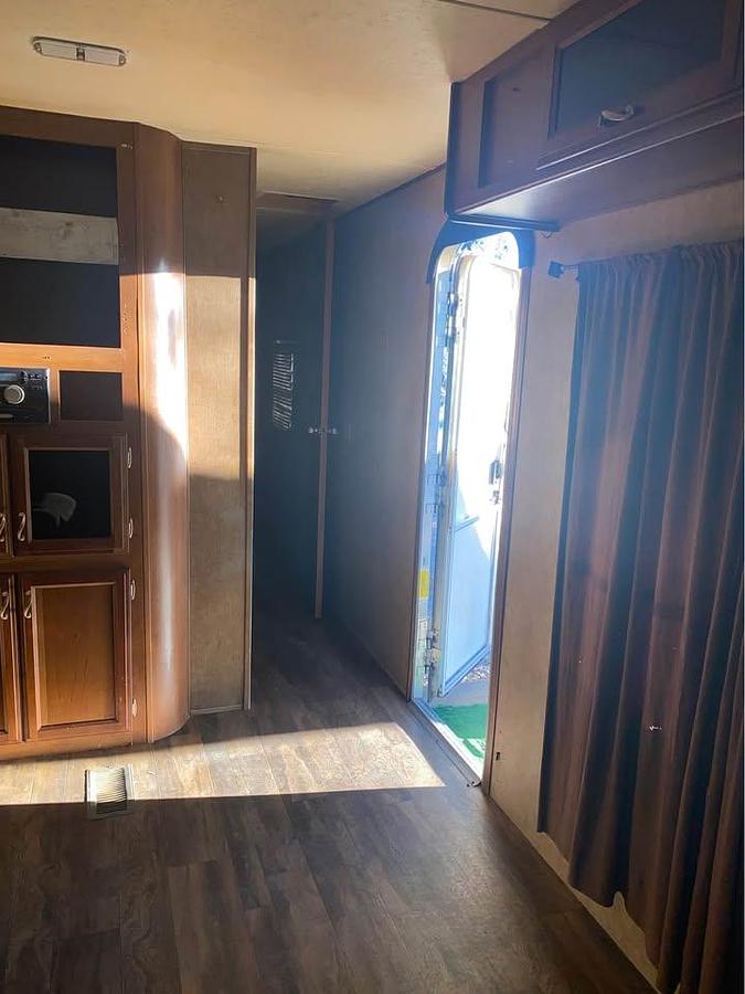 Used 2017 Avenger Pull-Behind RV