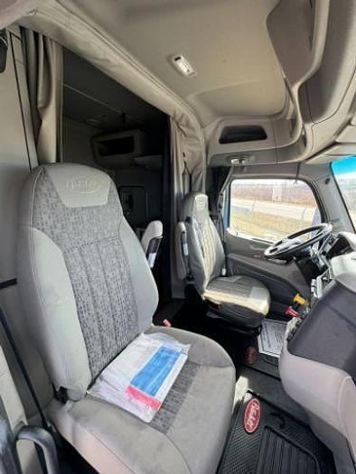 Used 2019 Peterbilt 579