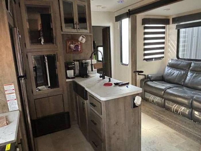 Used 2021 VENGEANCE ROGUE 32V