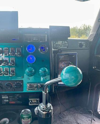 Used 2001 INTERNATIONAL 9900 IX