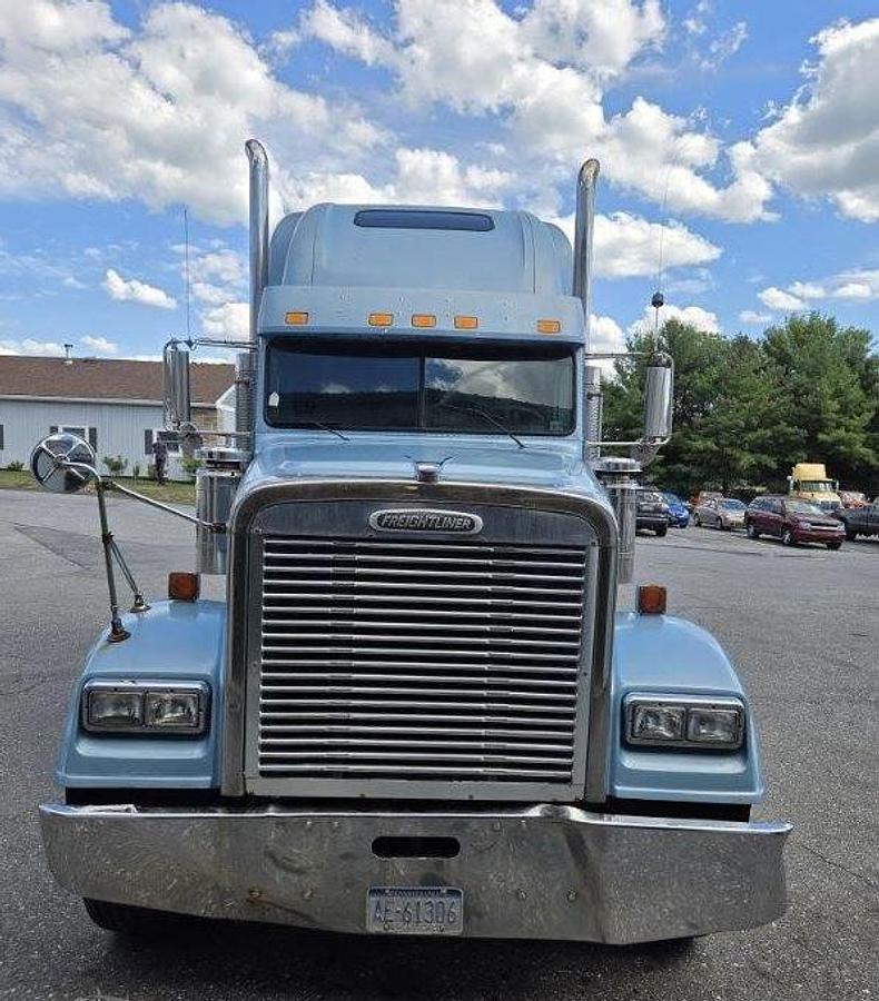 Used 1998 FREIGHTLINER FLD132 CLASSIC XL