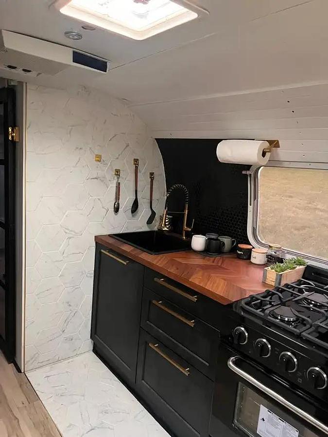 Used 1977 Airstream Excella 500