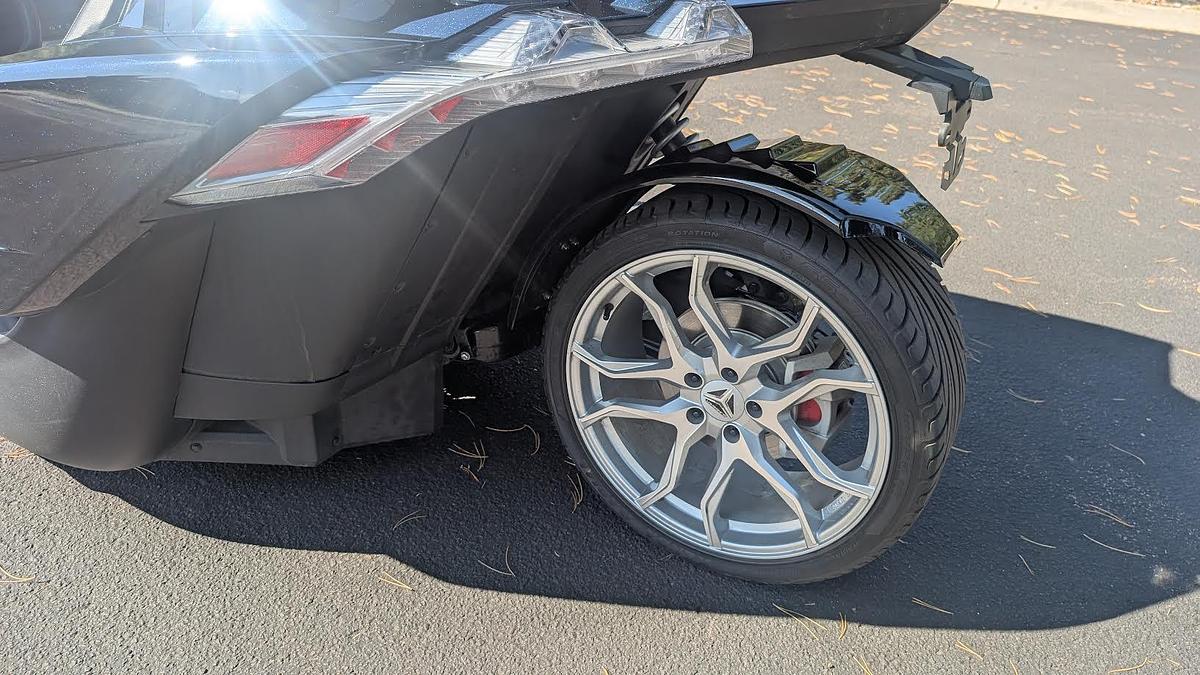 Used 2021 Polaris Slingshot SL