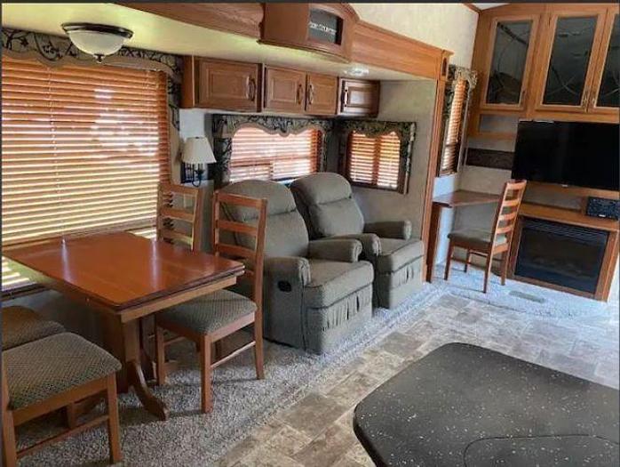 Used 2013 Keystone Montana High Country 303RK