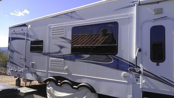 Used 2011 Keystone Raptor 400RBG