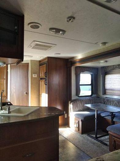 Used 2013 Keystone Cougar 21RBSWE