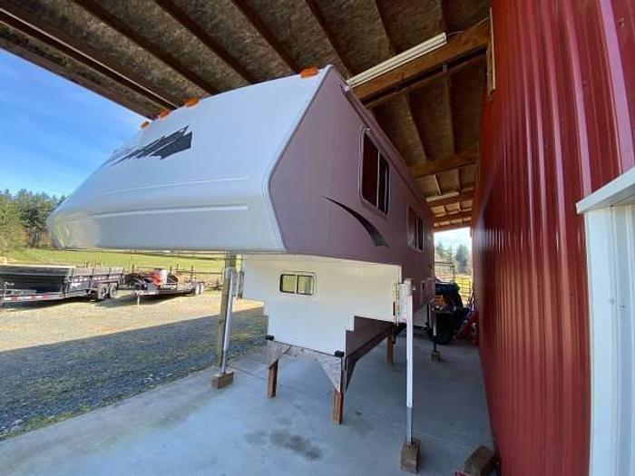 Used 2002 Thor Motor Coach Citation Truck Bed Camper