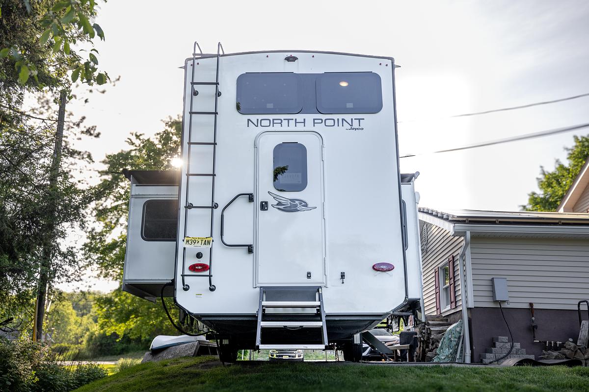 Used 2024 Jayco Northpoint 390CKDS Fifth Wheel