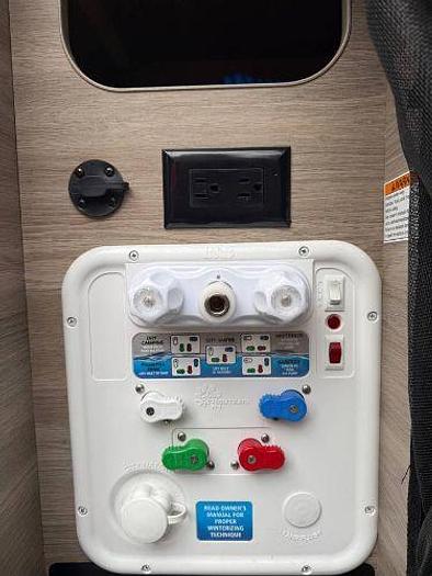 Used 2022 Winnebago Solis 59P