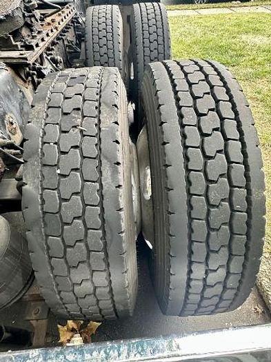 Used 2001 INTERNATIONAL 9900