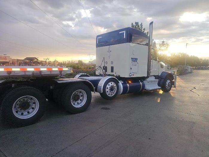 Used 2023 Peterbilt 567