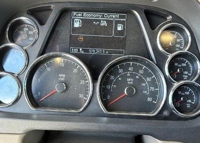 Used 2020 Peterbilt 567