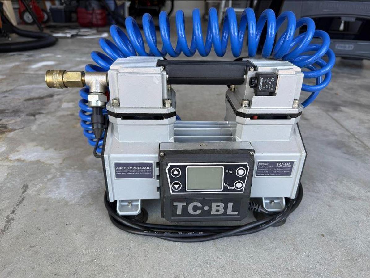 Used 2016 Tiffin Allegro Red 37PA