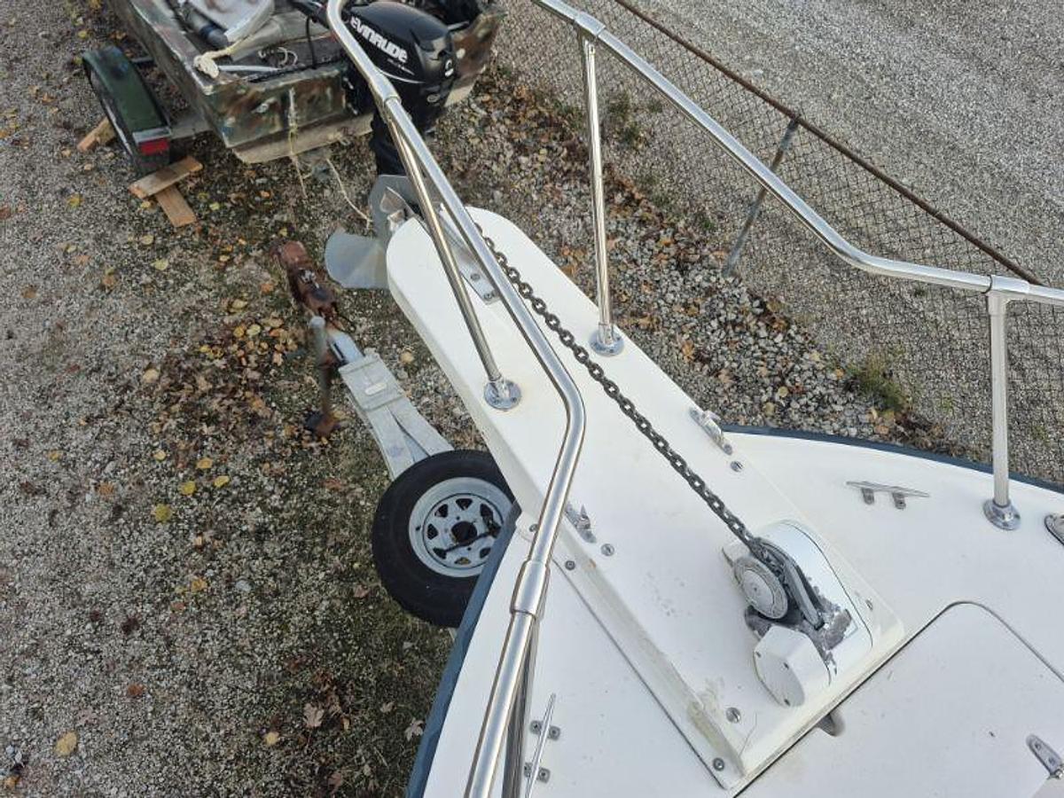 Used 1987 Grady White Sailfish 25 Sport Bridge