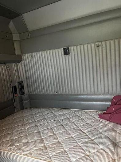 Used 2014 KENWORTH T800