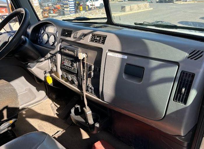 Used 2013 Peterbilt 348 Heavy Rollback