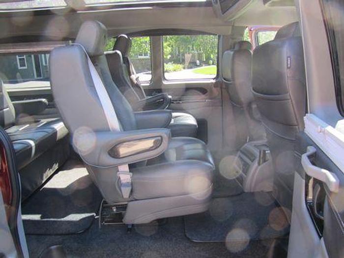 Used 2019 Chevrolet Express 2500 Cargo Van 3D