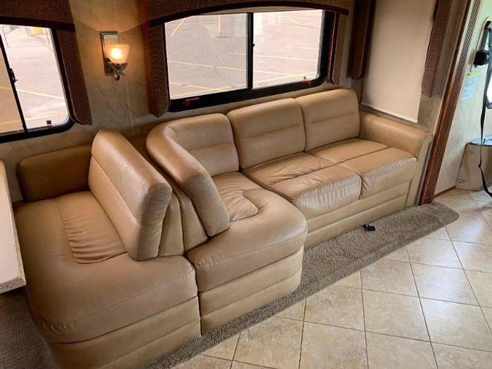 Used 2011 Monaco KNIGHT 40PBT