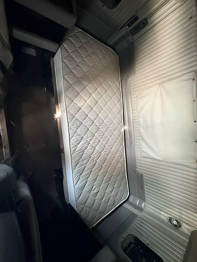 Used 2013 Kenworth T660