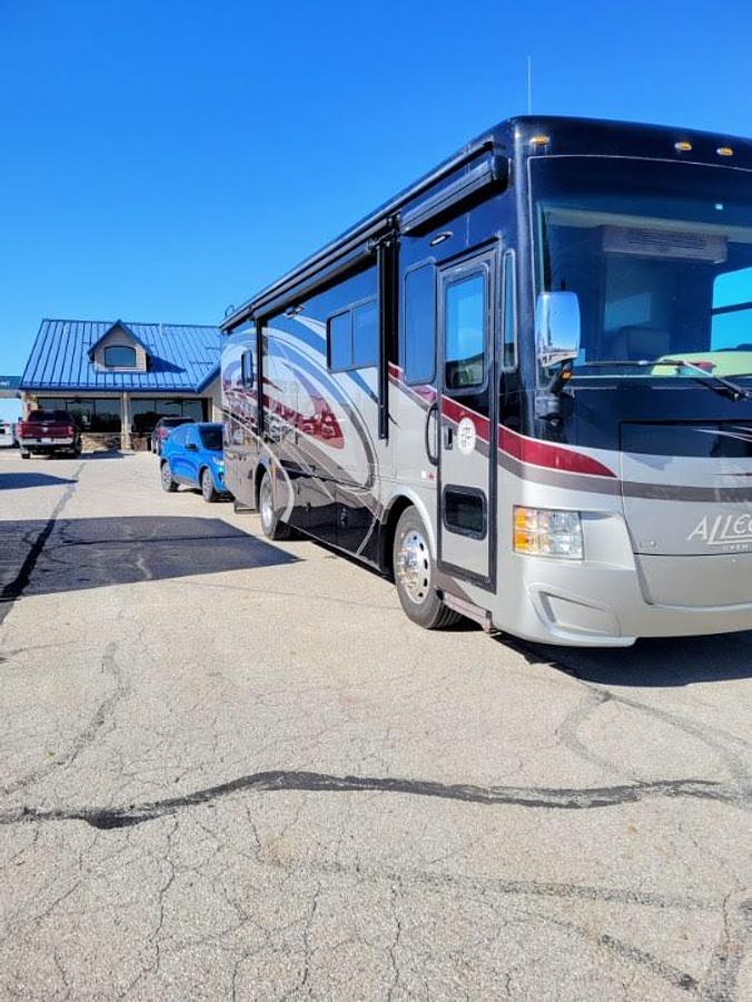 Used 2016 Tiffin Motorhomes Allegro Red 33AA Class A Motorhome