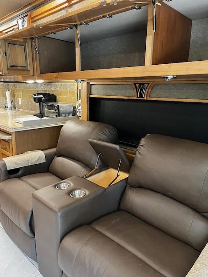 Used 2017 Tiffin Motorhome Phaeton 40IH 41' Class A Motorhome