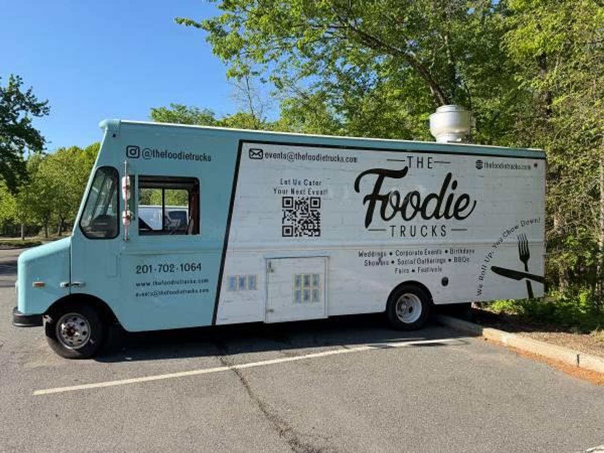 Used 2006 Ford E-350 Food Truck
