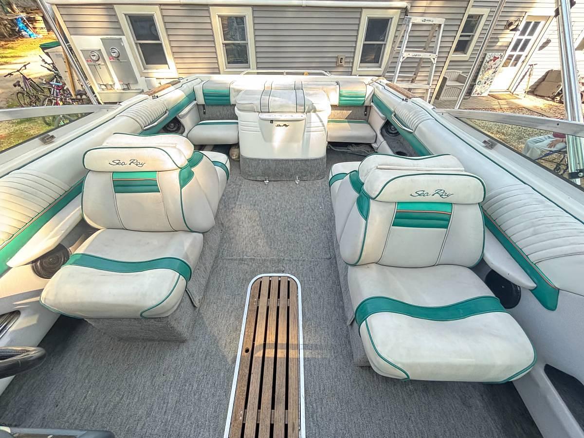 Used 1993 Sea Ray 240 Deck Boat