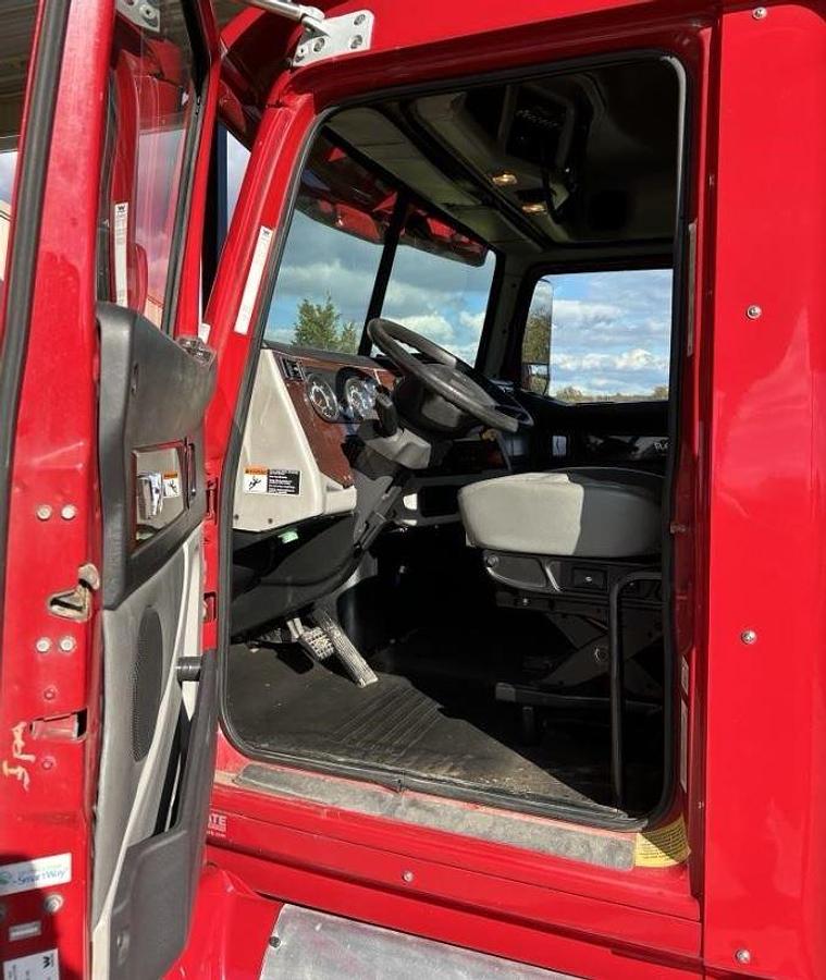 Used 2016 Western Star 5700XE