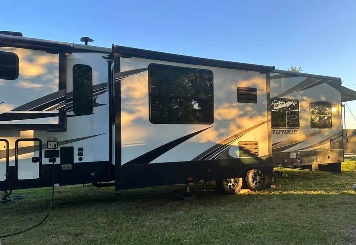 Used 2020 Heartland Torque 371 Toy Hauler Fifth Wheel