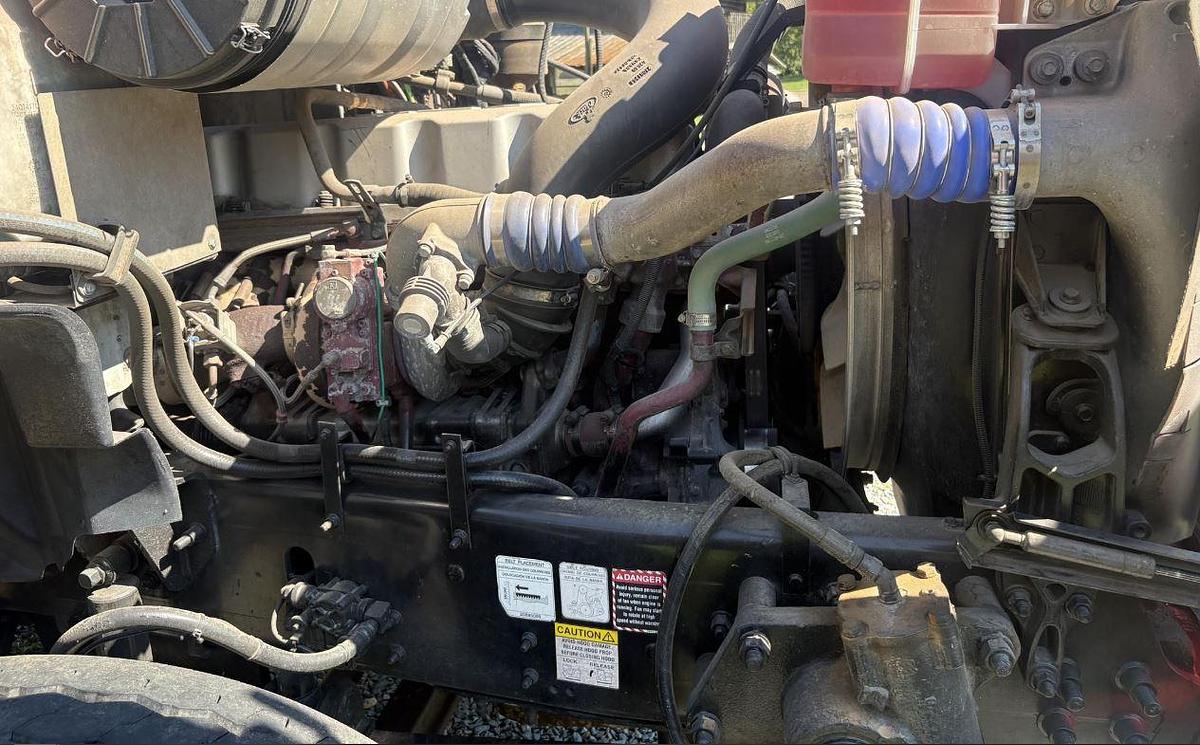 Used 2009 Mack Granite GU813 Grapple Truck