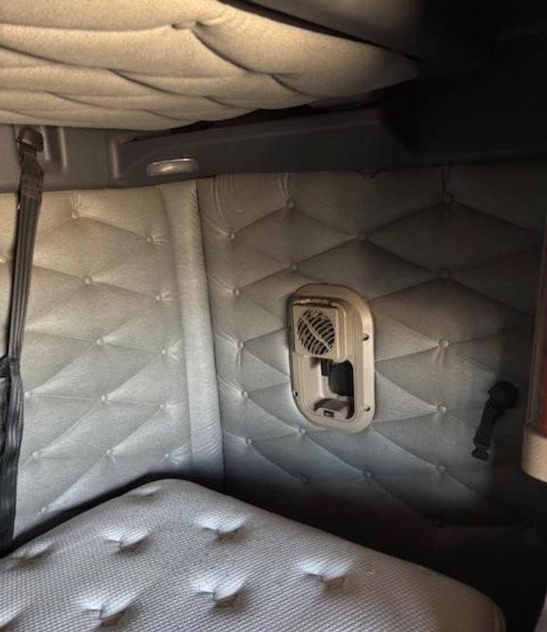 Used 2017 Freightliner Cascadia 125 Evolution